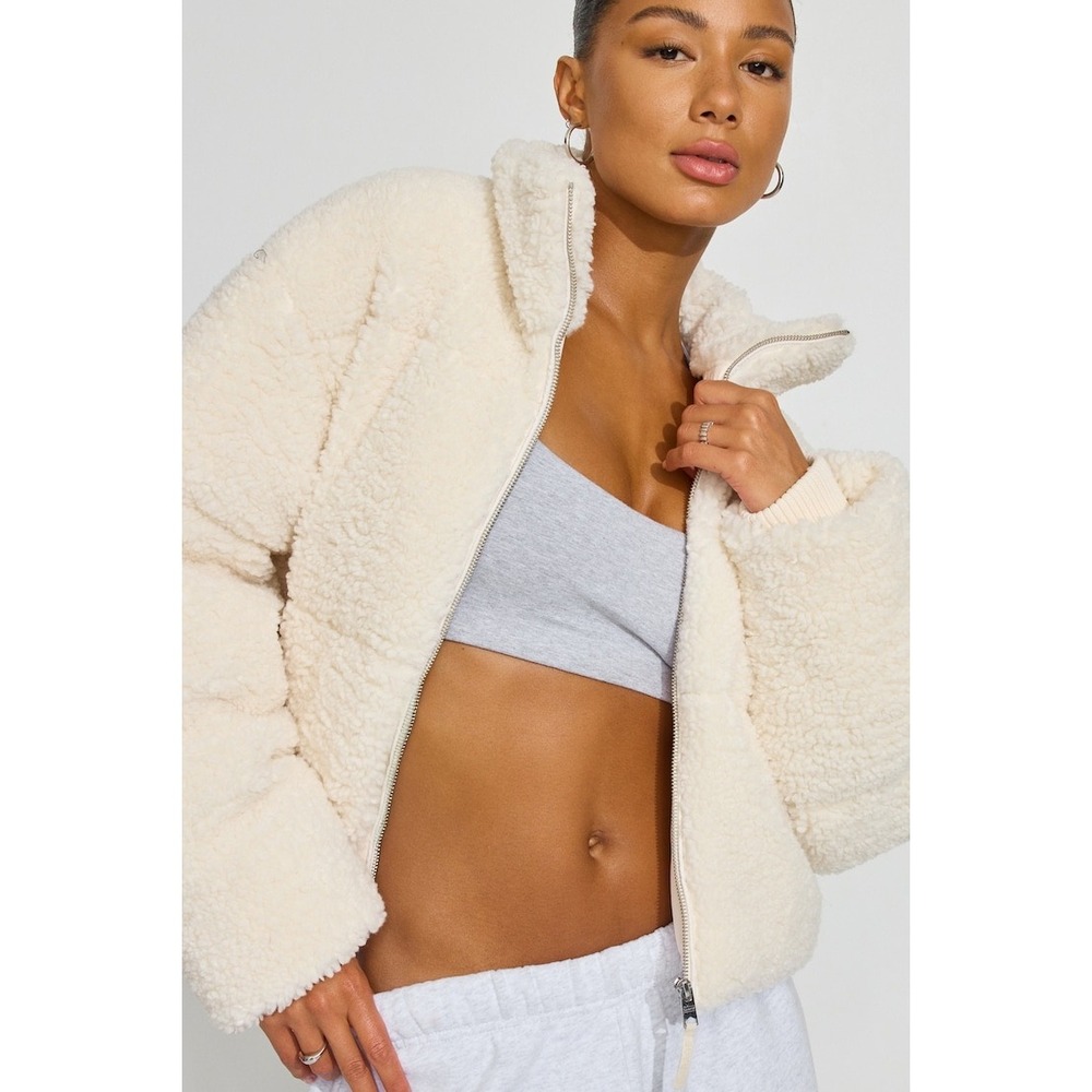 Garage Sherpa Puffer Jacket Light Beige Faux Shearling Zip Up P/M S/M 100099776